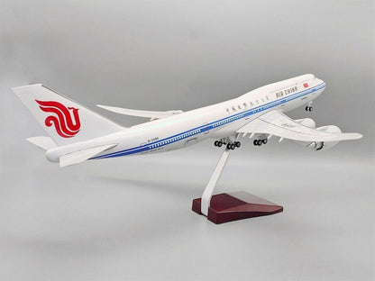 47CM 1:160 AIR CHINA BOEING 747-8 Plane Led Sound-controlled Light Resin Model