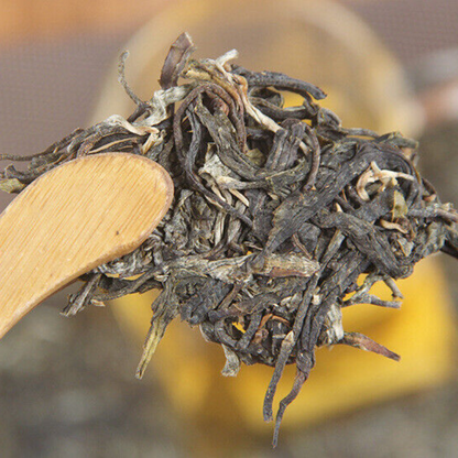 357g Yiwu Phoenix Nest Ancient Tree Pu-erh Pu-erh Tea Cha Tea Cake Green Tea