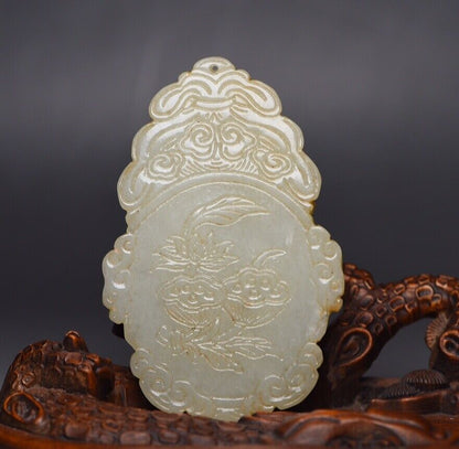 Chinese Beautiful Hetian Jade Carving Exquisite White Jade Pendant Jewelry Rare