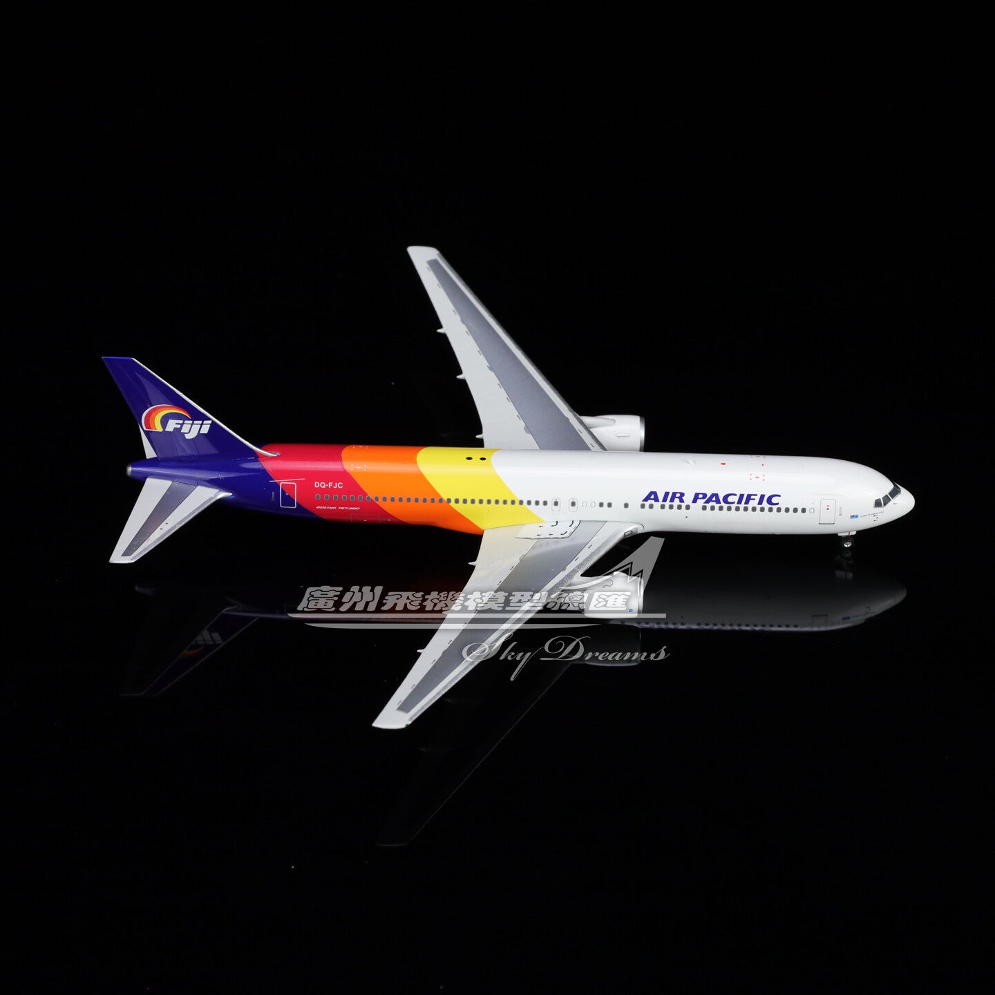 1:400 Phoenix AIR PACIFIC BOEING 767-300ER Passenger Airplane Diecast Model