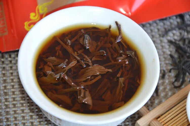 2023 Top Black Tea Lapsang Red Tea Healthy Warm Stomach Zhengshanxiaozhon 250g