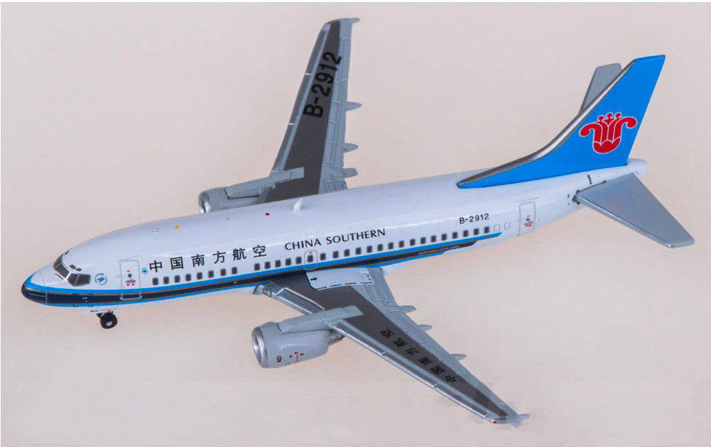 1:400 Undefined Collectibles Boeing 737-500 Passenger Airplane Diecast Model