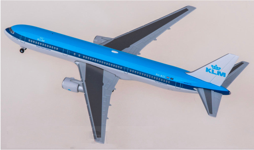 1:500 Herpa KLM Boeing 767-300 Passenger Airplane Diecast Model