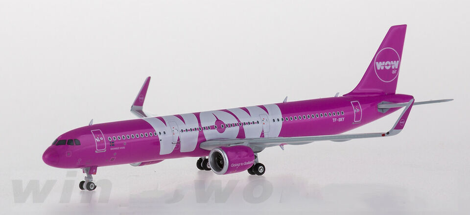 1:400 Phoenix WOW Air AIRBUS A321neo Passenger Airplane Diecast Aircraft Model