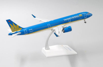 1:200 JC Wings Vietnam Airlines AIRBUS A321neo Airplane Diecast Aircraft Model