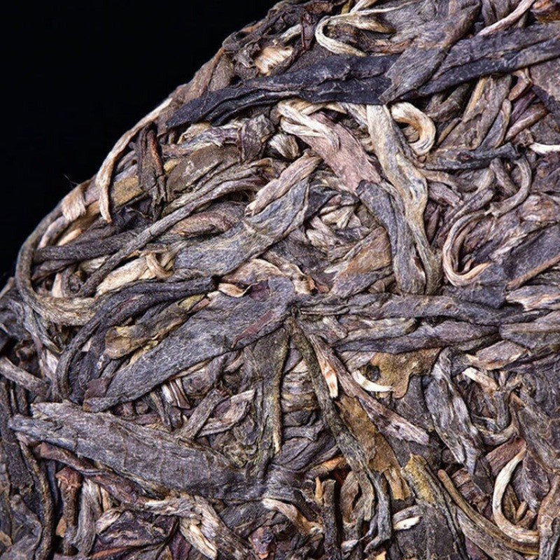 357g Yunnan 2018 Old Ban Zhang Ancient Tree Early Spring Pu'er Tea Raw Tea Cake