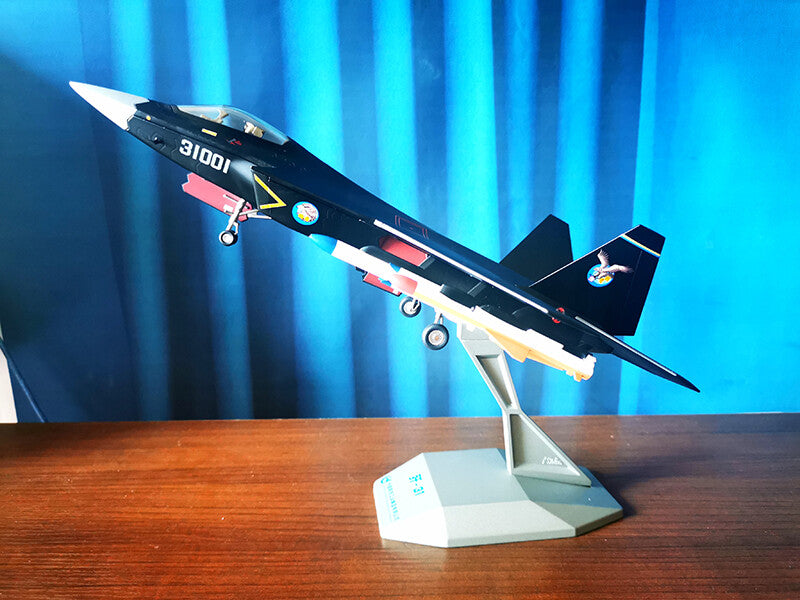 1:48 35CM AVIC China J-31 Stealth Fighter Plane Diecast Military Aircraft Model