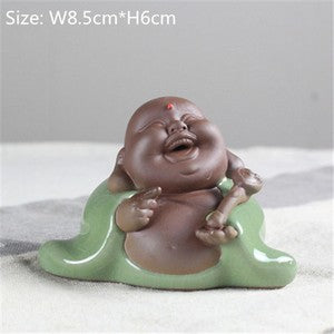 China Novelty Tea Play Statue Pee Doll Smile Buddha Monk Wealth Bring Tea Pet