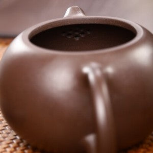 Sold At A Loss True Yixing Zisha Purple Clay Tea Pot Marked 6.8oz Xishi Pot New
