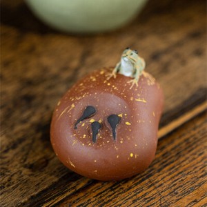 Creative Tea Pet Frog Statue Yixing Zisha Tea Play Purple Clay Potato Tomato New