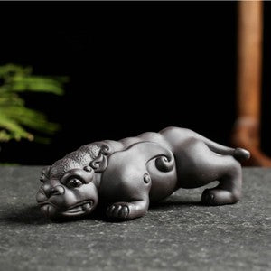 Creative Yixing Zisha Tea Pet Purple Clay Mythic Animals Home Decoration Chinese