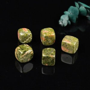 Natural Larger Particles Cube Crystal Polished Reiki Healing Crystals Gemstones