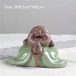 China Novelty Tea Play Statue Pee Doll Smile Buddha Monk Wealth Bring Tea Pet