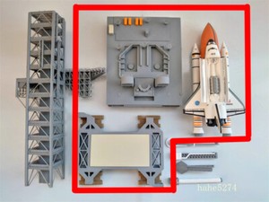 1/400 Space Shuttle Discovery with Launcher Platform Painted Model Collection