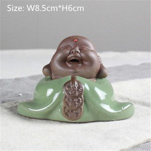 China Novelty Tea Play Statue Pee Doll Smile Buddha Monk Wealth Bring Tea Pet