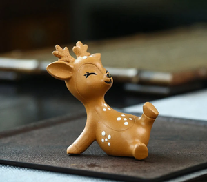 Zisha Tea Pets lovely Deer Purple Clay Tea Play Decor