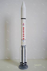 1/144 CCCP Russian Space Agency Proton-M Launch Vehicle Finished Static Model