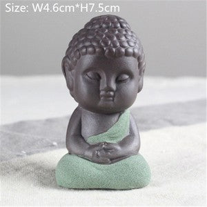 China Novelty Tea Play Statue Pee Doll Smile Buddha Monk Wealth Bring Tea Pet