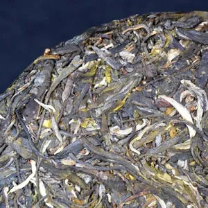 357g/12.59oz Yiwu Cha Tea Ancient Spring Tea Natural Pu'er Tea Seven Seed Cake