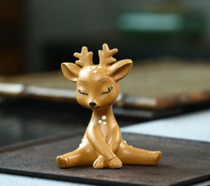 Zisha Tea Pets lovely Deer Purple Clay Tea Play Decor