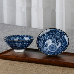 Blue-and-white porcelain tea cup for Pu'er tea Chinese kungfu tea cup Jingdezhen