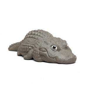 Crocodile Statue Handmade Carved Tea Pet Yixing Zisha Purple Clay Tea Play Small