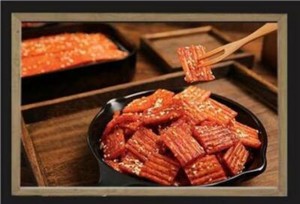 70g*4bags Mixed flavors Spicy snacks big spicy slices Chinese handmade snacks