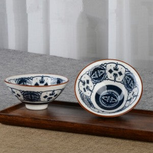 Blue-and-white porcelain tea cup for Pu'er tea Chinese kungfu tea cup Jingdezhen