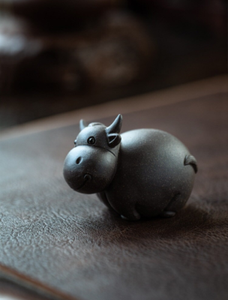 Purple Clay Tea Pets Cute Cow For Tea Tray Tea Play Yixing Purple Sand Ornaments