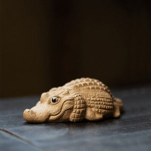 Crocodile Statue Handmade Carved Tea Pet Yixing Zisha Purple Clay Tea Play Small