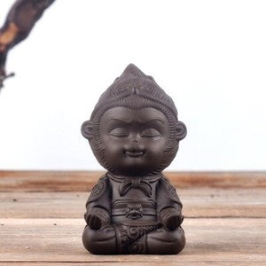 Chinese Ornament Small Monkey King Yixing Zisha Tea Pet Statue Table Decoration