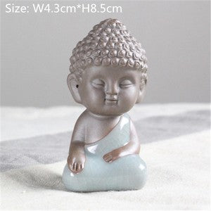 China Novelty Tea Play Statue Pee Doll Smile Buddha Monk Wealth Bring Tea Pet