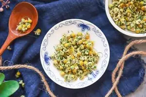 Organic Chamomile Dried Chrysanthemum Tea Makes A Healthy Tea