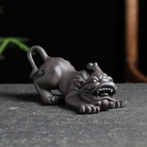 Creative Yixing Zisha Tea Pet Purple Clay Mythic Animals Home Decoration Chinese