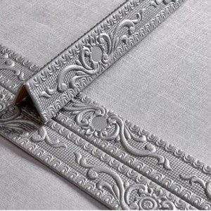3D Floral Self Adhesive Wall Skirting Border Sticker Line Wallpaper Strip