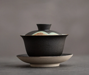 Ceramic Gaiwan Handpainted Mountain Tureen for Tea Lovers