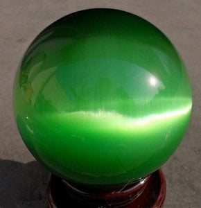 Beautiful ASIAN QUARTZ CAT EYE CRYSTAL HEALING BALL SPHERE 40-100MM
