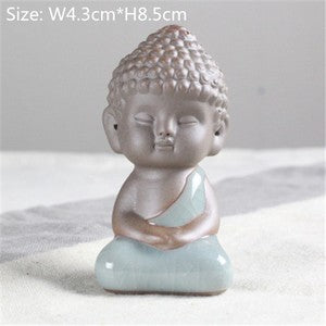 China Novelty Tea Play Statue Pee Doll Smile Buddha Monk Wealth Bring Tea Pet