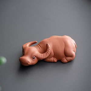 Chinese Yixing Zisha Purple Clay Tea Pet Bull Holder For Lid Of Tea Pot Tea Play