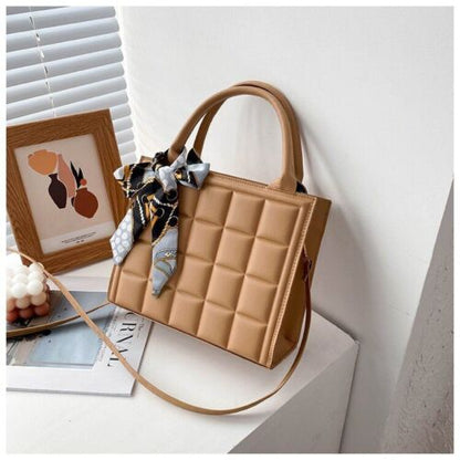 Single Strap Handbag Fashion Purse Synthetic Leather Shoulder Bag 24*20*9 CM 1PC