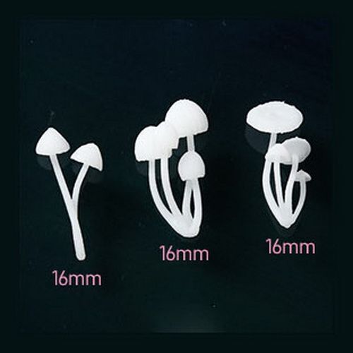 3D Simulation Mushroom 3Pcs Resin Miniature DIY Craft Micro Landscape Home Decor