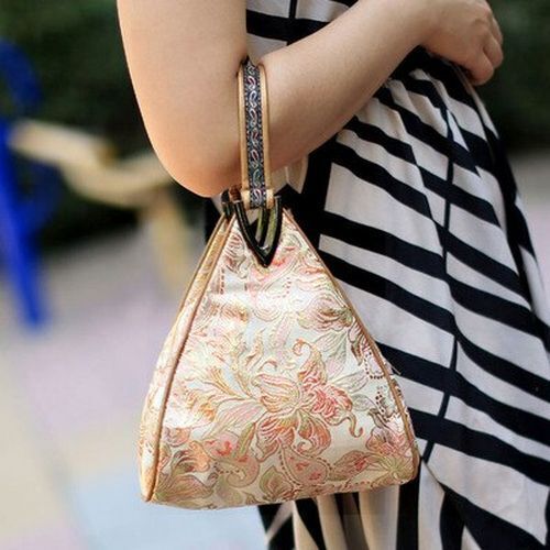 Flowers Embroidery Small Handbag Shopper Purse Triangle Bag Clutch 20*16*6 CM