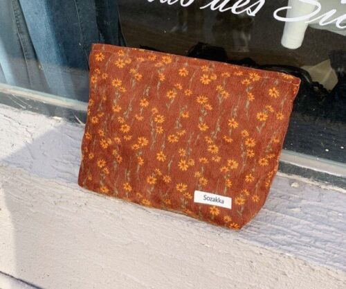 Embroidery Cosmetic Bag Clutch Bag Large Makeup Organizer Pouch 5*18*25 CM 50G