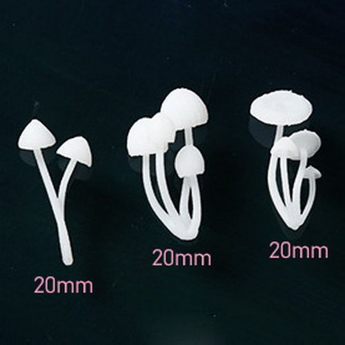 3D Simulation Mushroom 3Pcs Resin Miniature DIY Craft Micro Landscape Home Decor