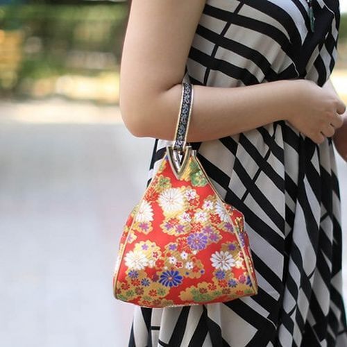 Flowers Embroidery Small Handbag Shopper Purse Triangle Bag Clutch 20*16*6 CM