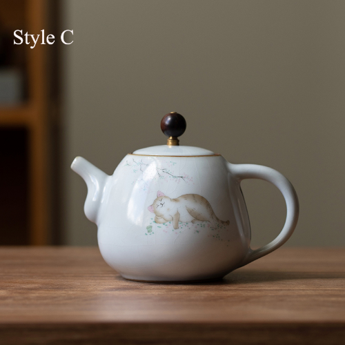 Cute Cat Ceramic Teapot Traditional Chinese Tea Pot 280ml