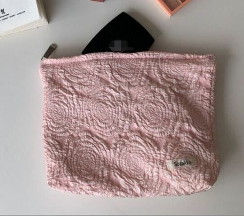 Embroidery Cosmetic Bag Clutch Bag Large Makeup Organizer Pouch 5*18*25 CM 50G