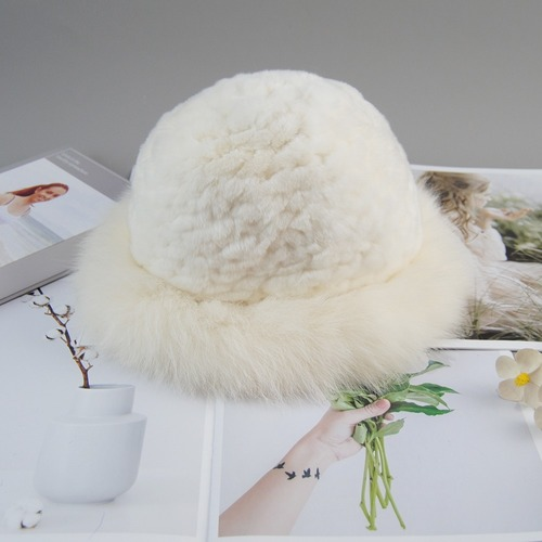 New Style Women Winter Natural Fur Hats Knit Fur Cap Knitted Fluffy Rabbit Fur