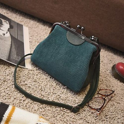 Vintage Clip Shell Handbag Shoulder Bag Luxury Crossbody Small Purse 19*17*8 CM