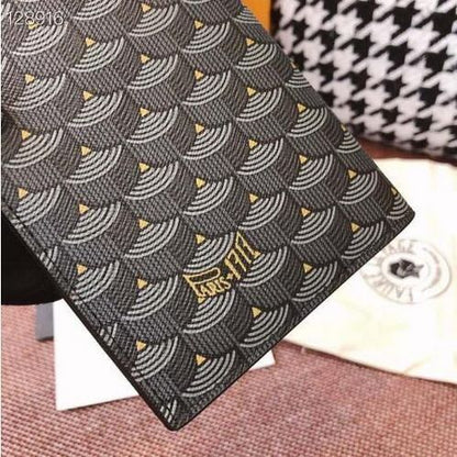 Genuine Leather Cover Case Travel Passport Holder Vintage Card Holder Wallet 1PC